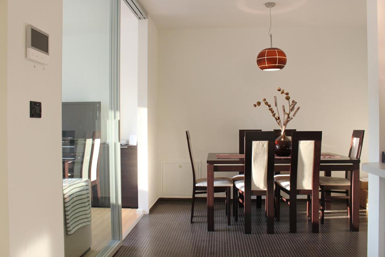 Modern Apartment In The Centre Rijeka Exterior foto